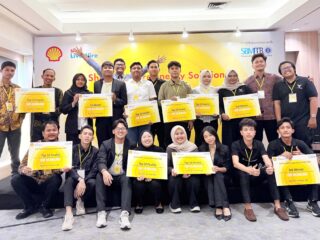 Tim Hieren Unsoed Tembus Top 10 Shell LiveWIRE 2025, Hadirkan Inovasi Energi Hybrid untuk Wilayah 3T