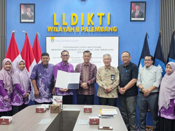 SK Pembukaan S2 Kesehatan Masyarakat Universitas Aisyah Pringsewu Resmi Diserahkan di LLDIKTI Wilayah II