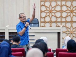 UMY Ajak Mahasiswa Menjaga Kesehatan Fisik dan Mental Melalui Wellday Session Seminar